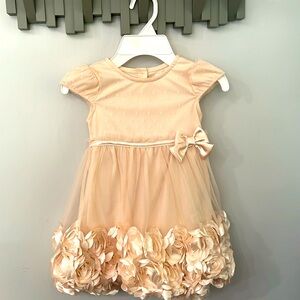 Elegant 3-Year-Old Girl’s Dress with Floral Detail -Perfect for Special Occasion